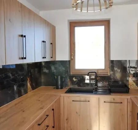 Feriehus Dom Pod Tatrami - - Bukowina Tatrzanska *