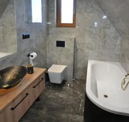 Feriehus Dom Pod Tatrami - - Bukowina Tatrzanska *